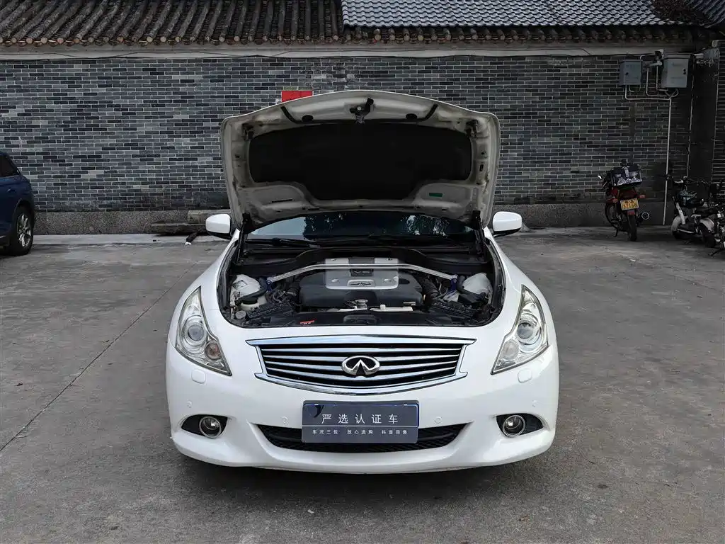 Infiniti G Series 2013 G25 Sedan Luxury Sport Edition фото 14