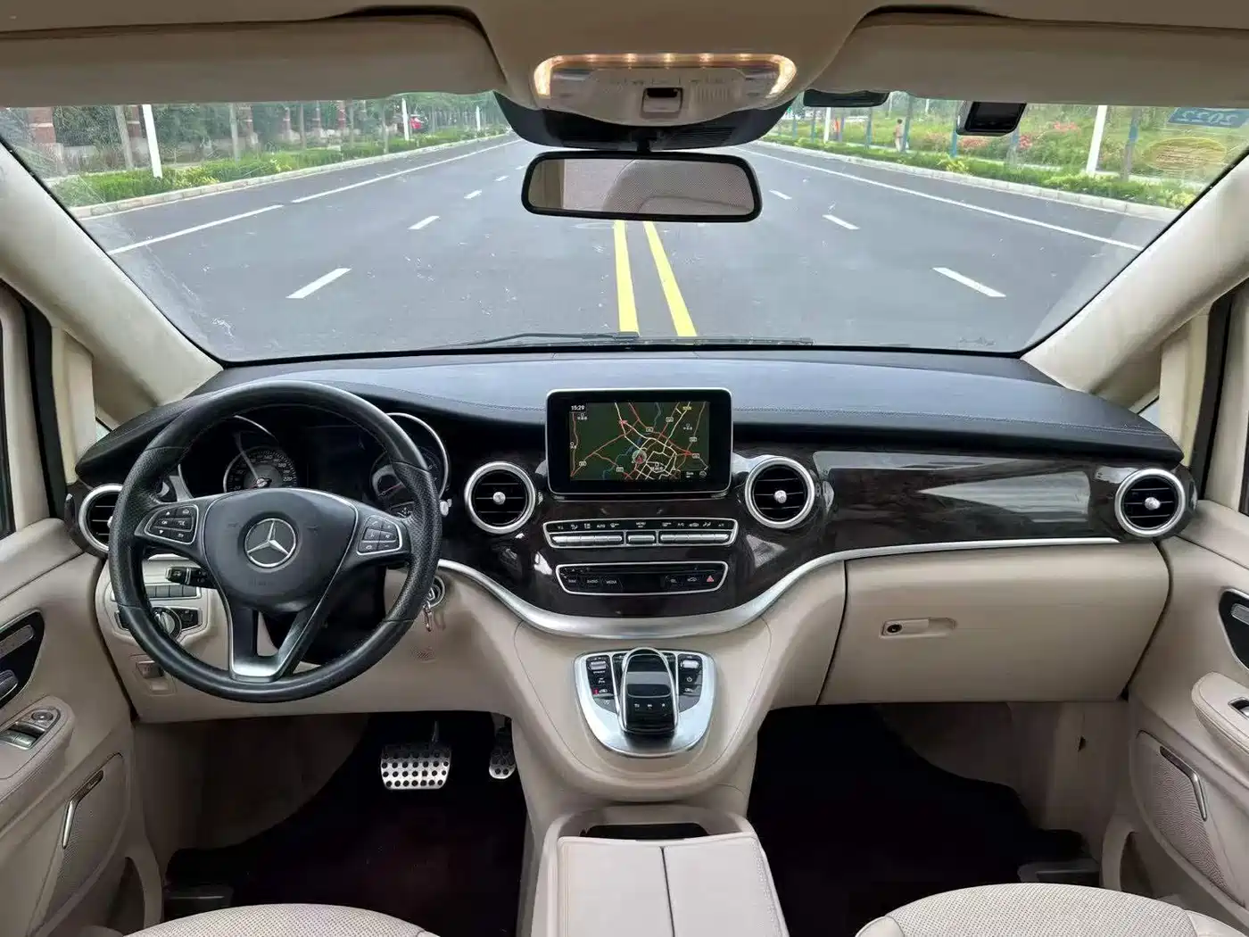 Mercedes-Benz V-Class 2018 V 260 Premium Edition China V фото 6