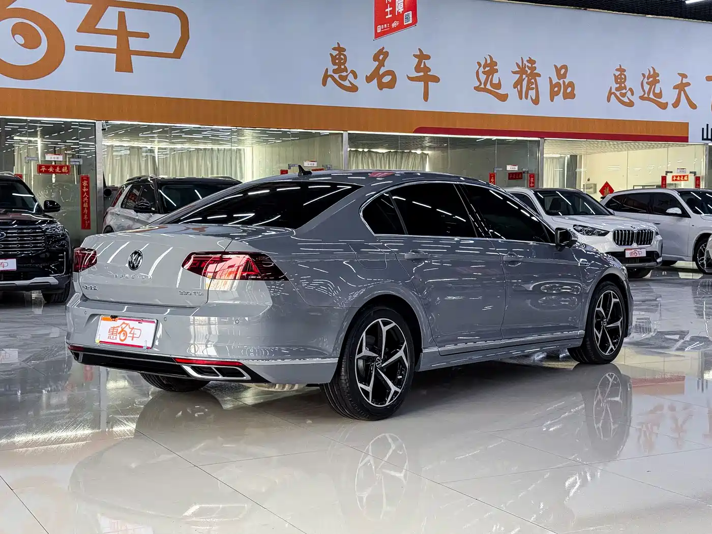 Volkswagen Magotan 2023 Model 2 Million Commemorative Edition 330TSI DSG Luxury фото 18