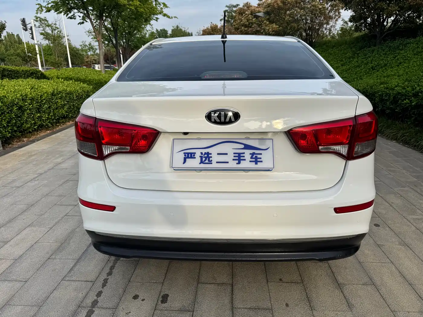 Kia K2 2015 Sedan 1.4L AT GLS фото 8