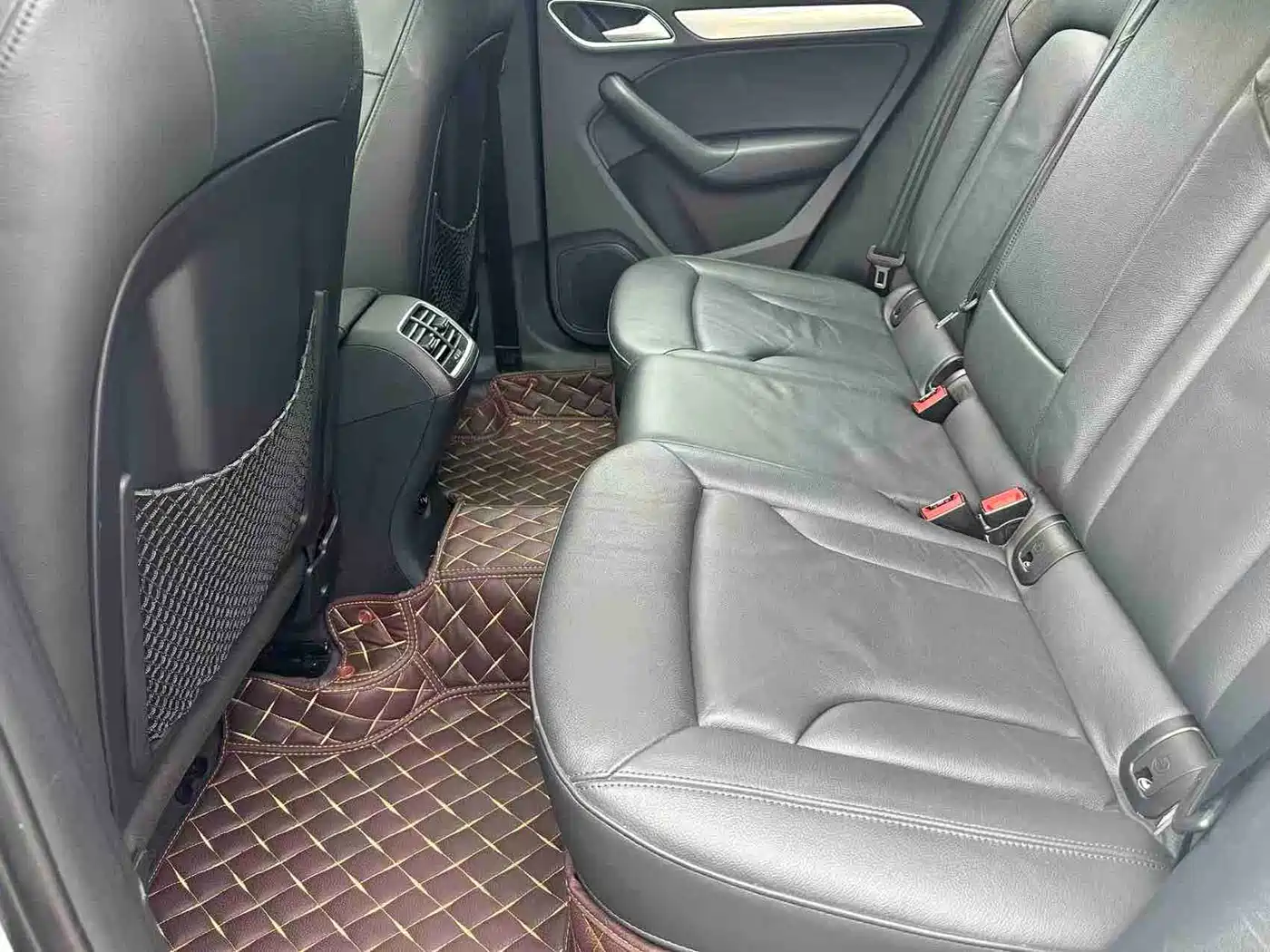 Audi Q3 2015 35 TFSI quattro Technology фото 11