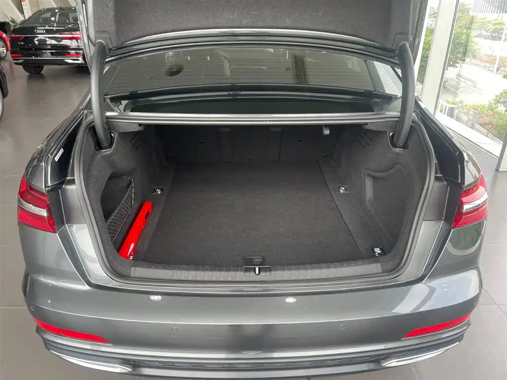 Audi A6L 2022 45 TFSI quattro Premium Dynamic фото 8