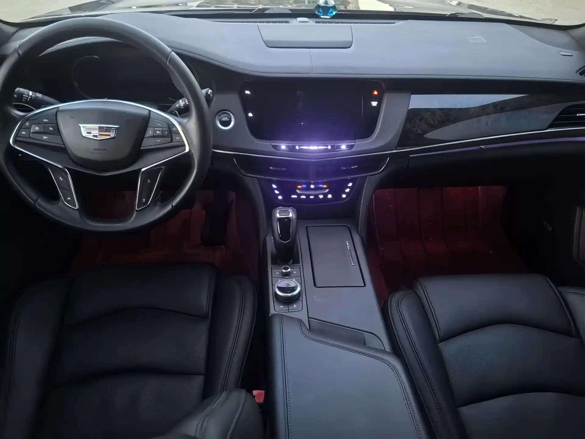 Фото 9 - Cadillac CT6