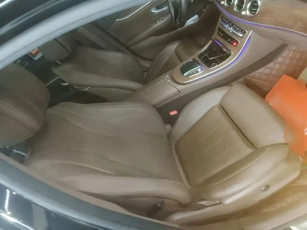 Mercedes-Benz E-Class 2023 E 260 L фото 24