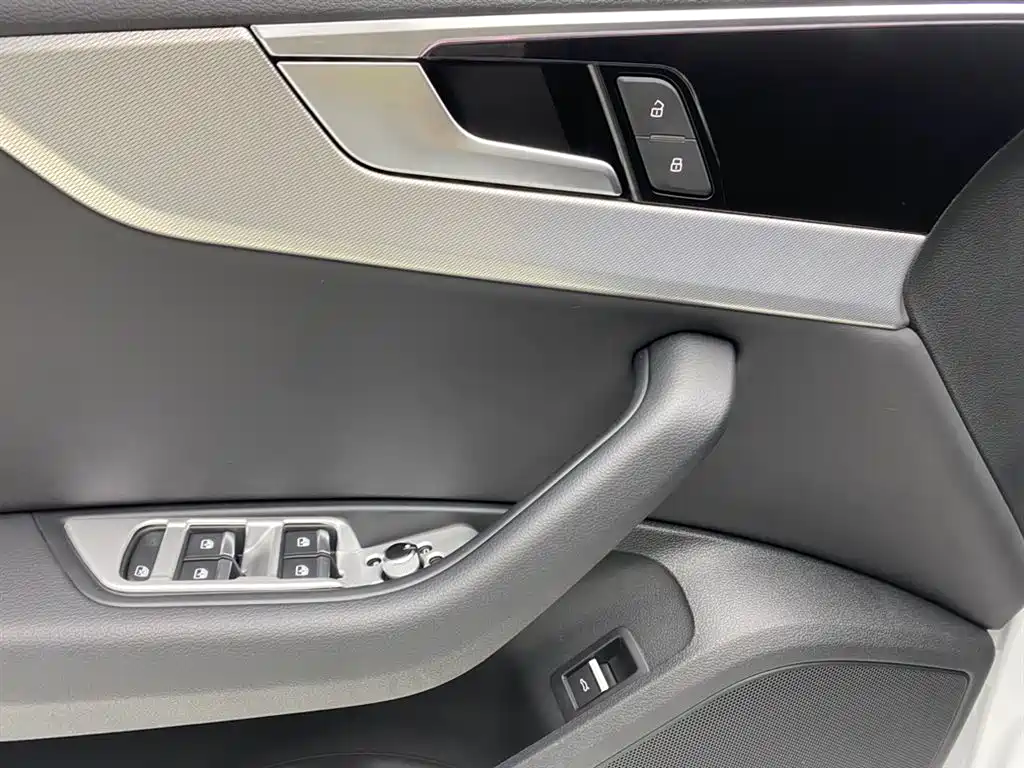 Audi A5 (Import) 2024 Sportback 40 TFSI Fashion Dynamic фото 26