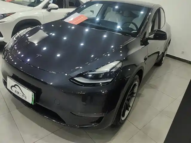 Tesla Model Y 2024 Long Range AWD
