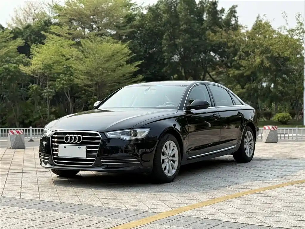 Audi A6L 2014 30 FSI Luxury