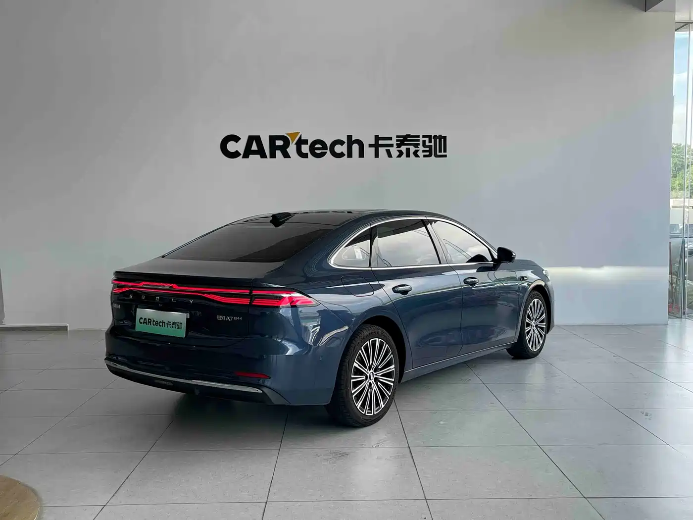 Geely Galaxy Galaxy A7 2025 EM-i фото 6