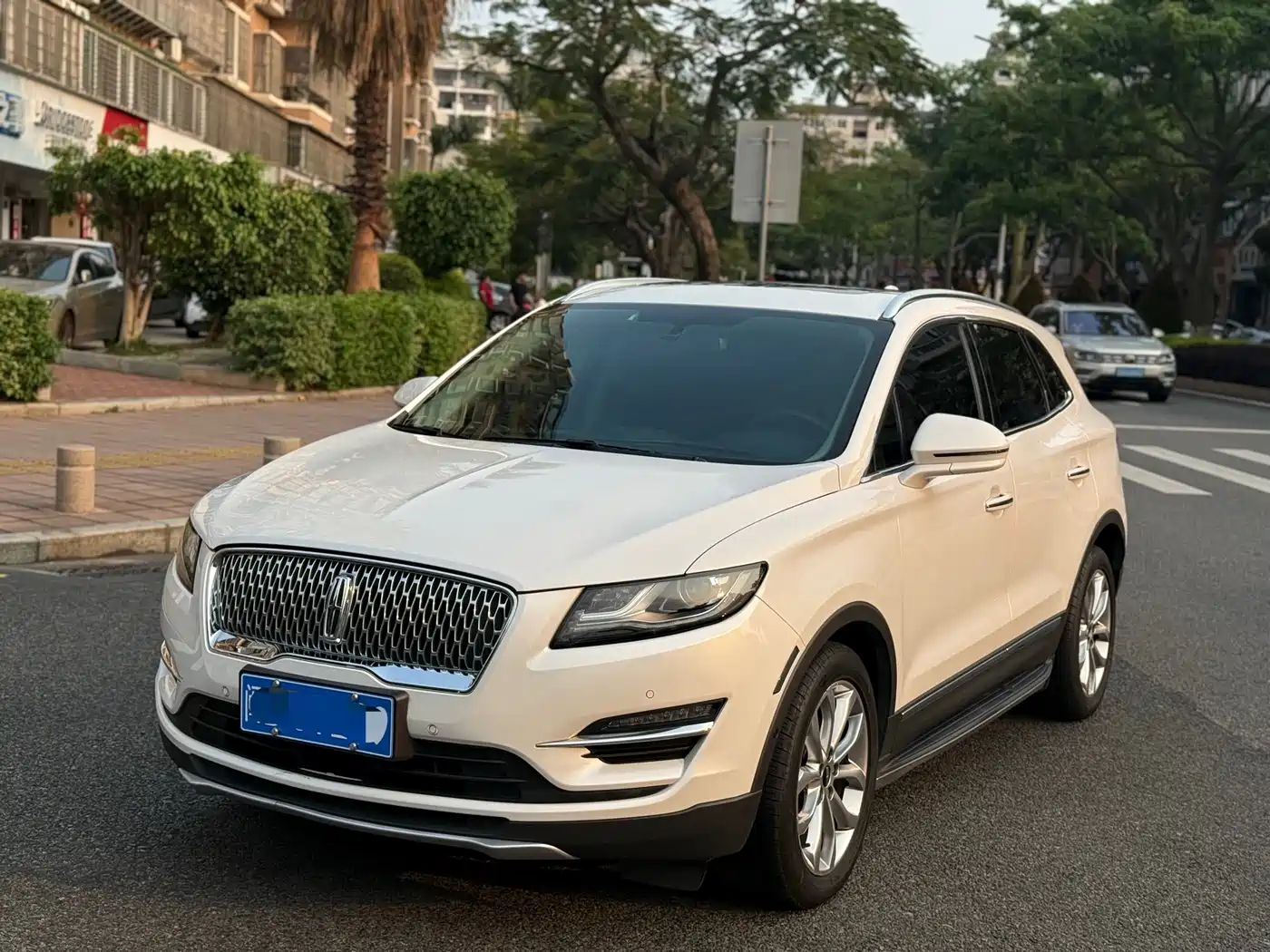 Lincoln MKC 2019 2019 2.0T 4WD Premium Elegance Edition China VI
