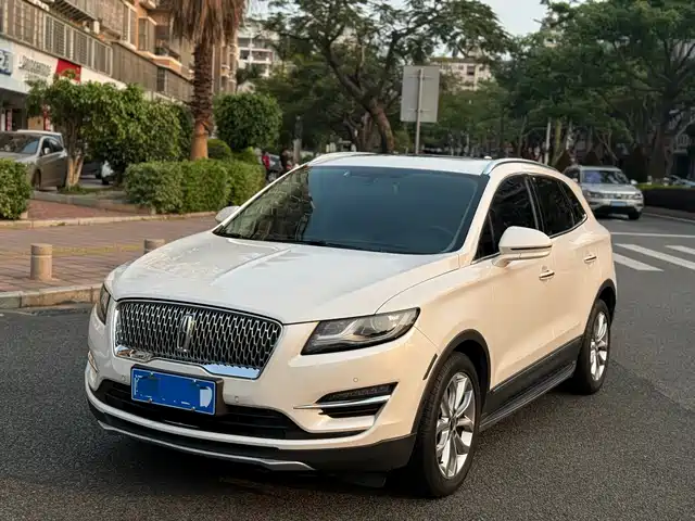 Lincoln Lincoln MKC 2019 2.0T 4WD Premium Elegance Edition China VI