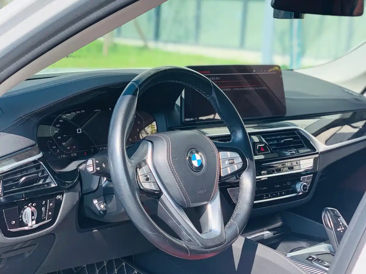 BMW 5 Series, миниатюра 20