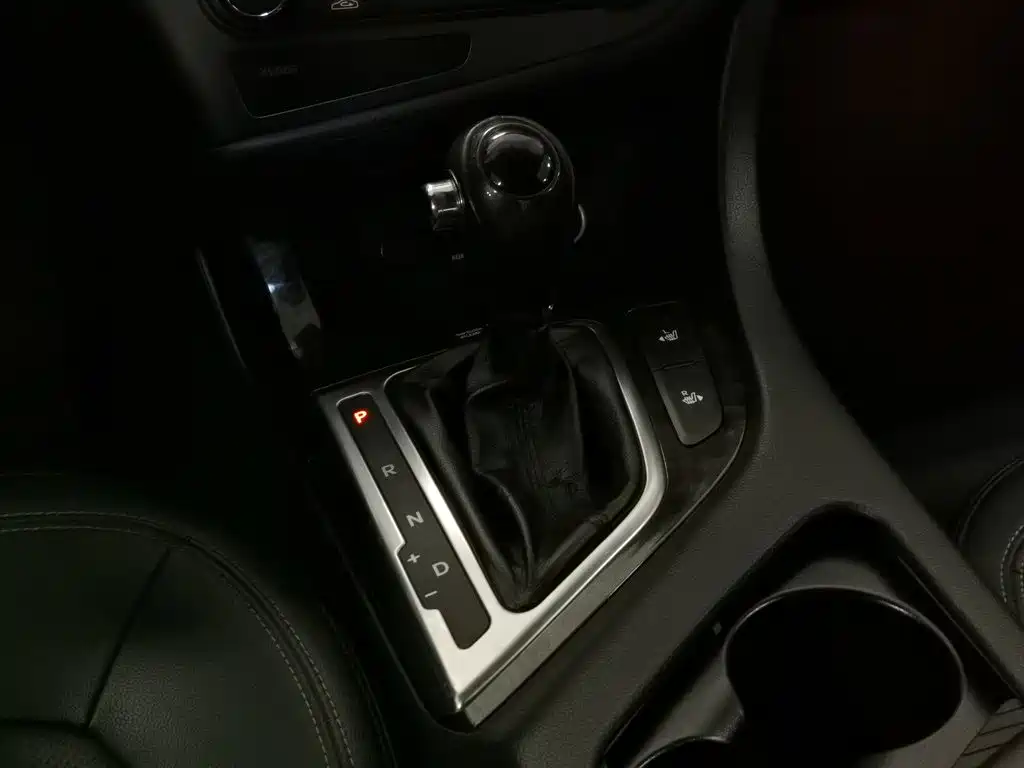 Kia K5 2013 2012 2.0L Automatic DLX