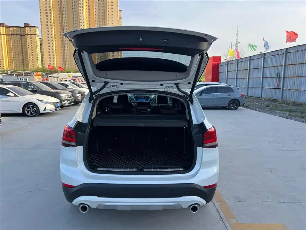 BMW X1 2022 sDrive20Li Fashion фото 16