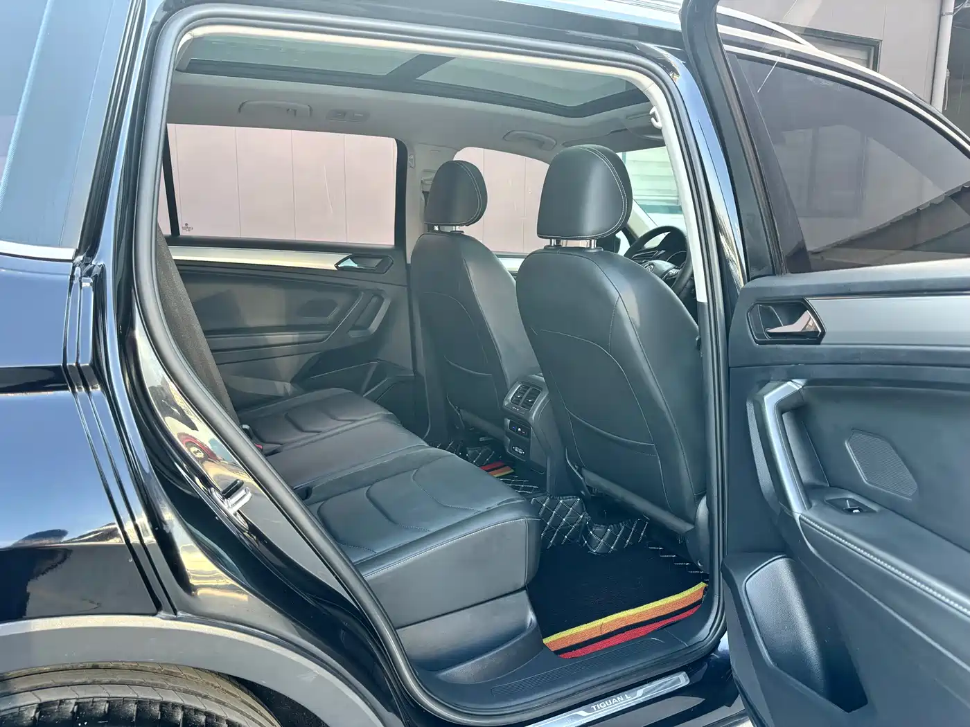 Volkswagen Tiguan L 2019 330TSI Automatic 2WD Smart Luxury Edition China VI фото 11