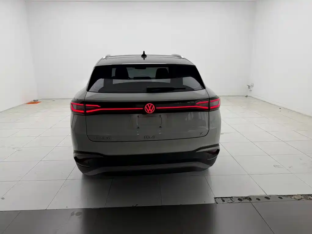 صورة 8 - Volkswagen ID.4 X