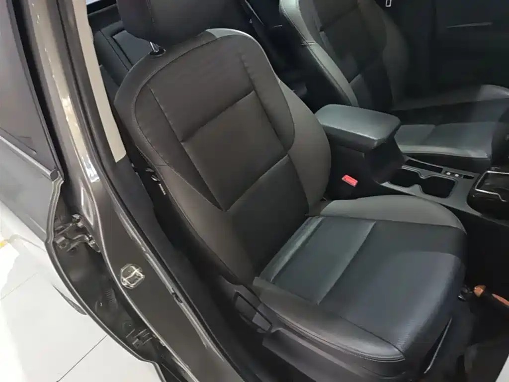 Kia Sportage 2019 2.0L Automatic Smart Luxury Edition фото 25