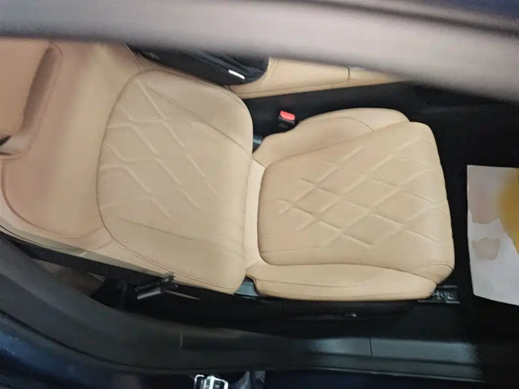 Geely Galaxy Galaxy A7 2025 EM-i фото 25