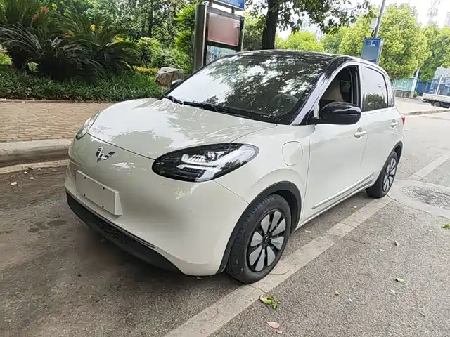 Wuling Bingo 333km, Комфорт, +
