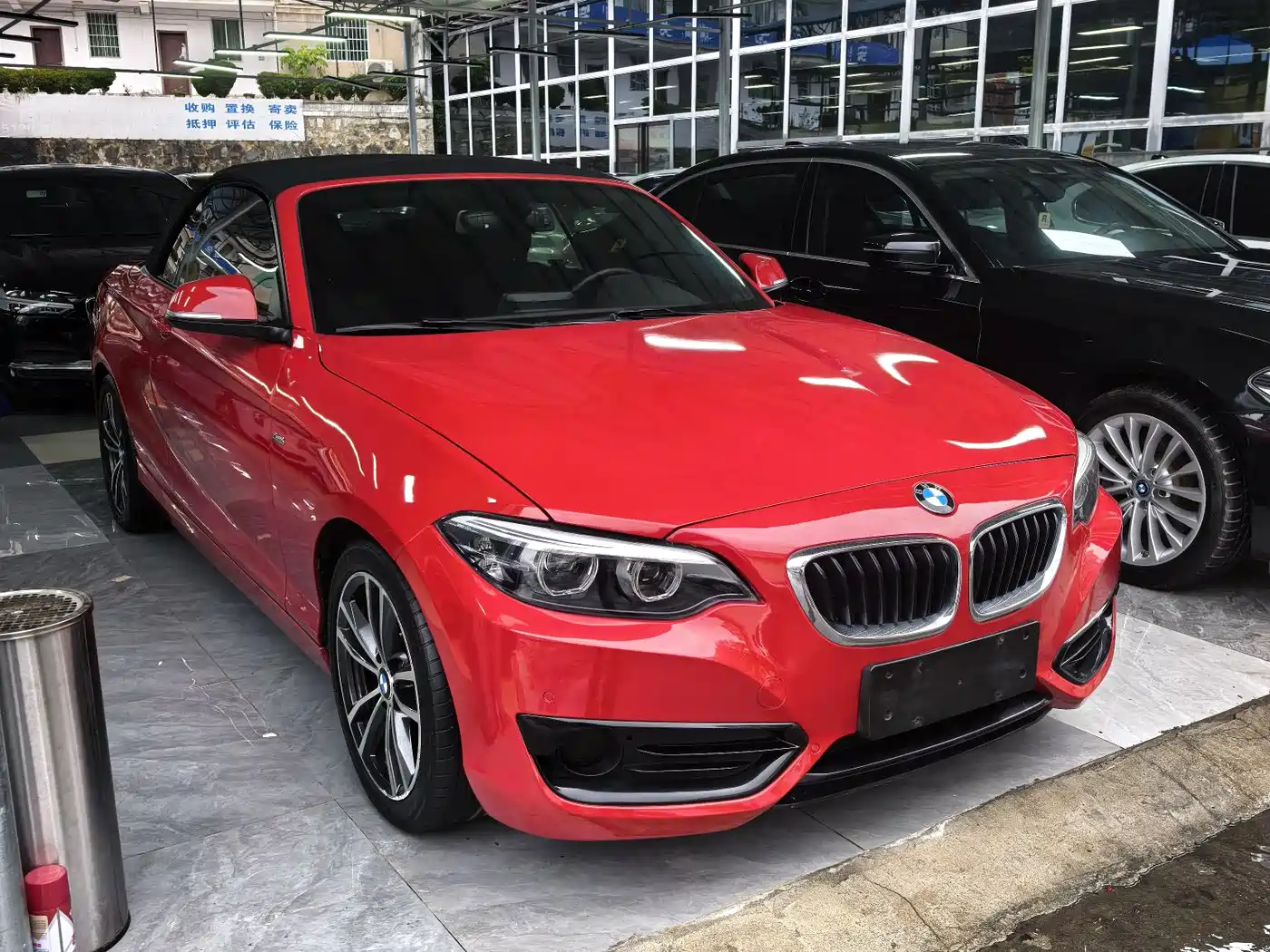 BMW 2 Series (Import) 2018 220i Convertible Coupe Sport Design Package фото 2