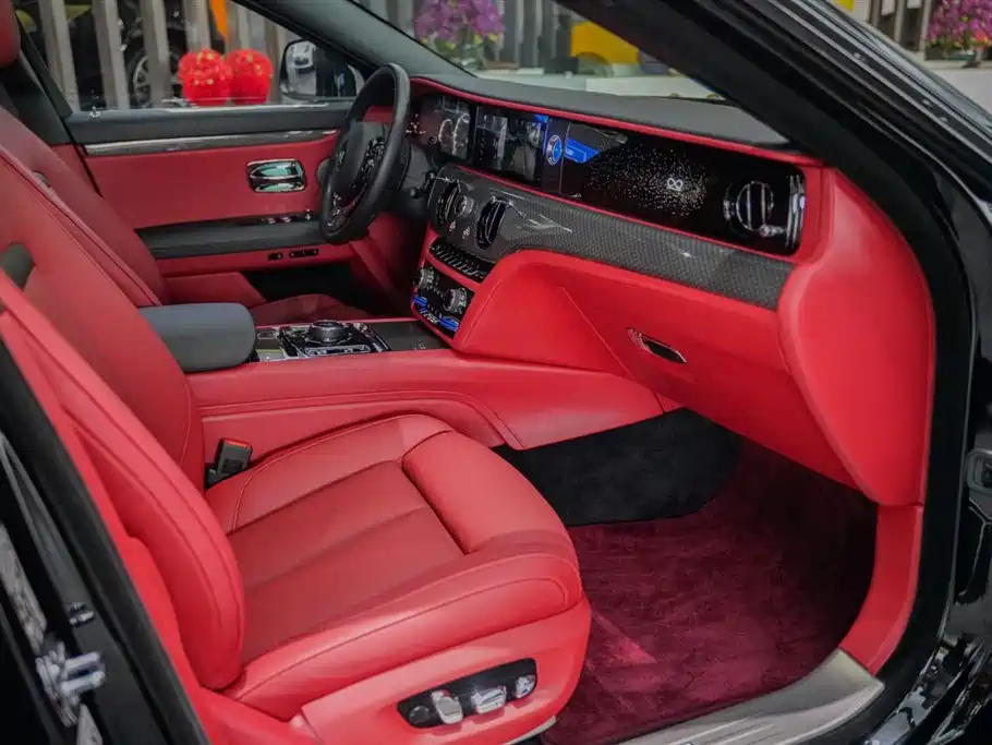 Rolls-Royce Ghost 2022 6.7T Black Badge фото 26