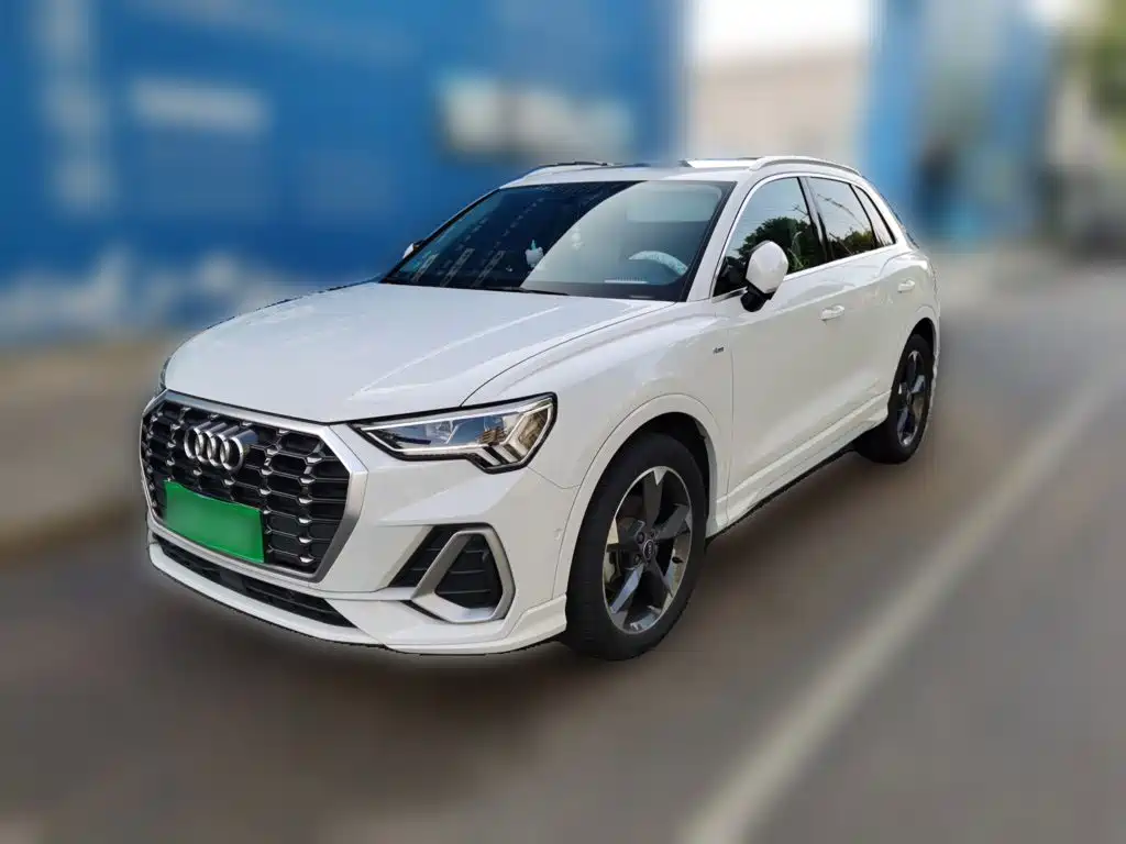 Фото 1 - Audi Q3