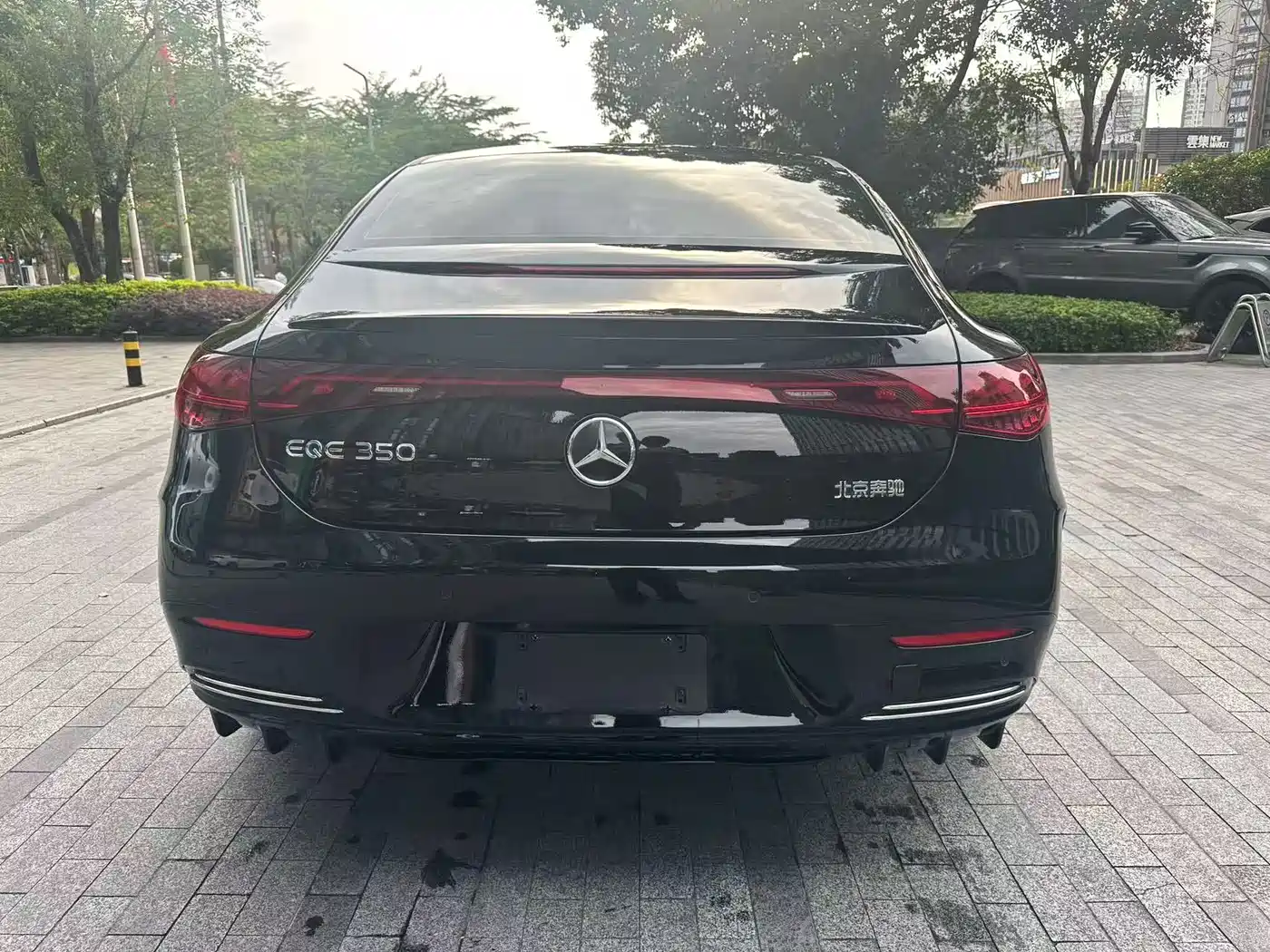 Mercedes-Benz EQE 2025 Model 500 4MATIC Luxury Edition фото 5