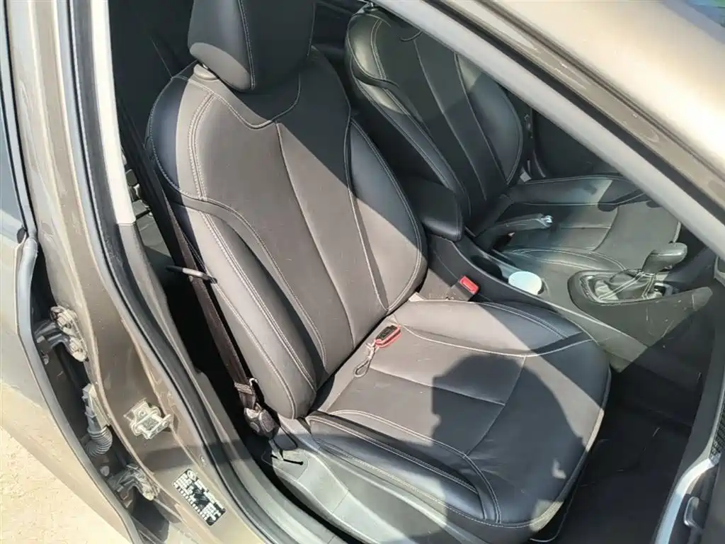 Buick Excelle 2015 18T Dual-Clutch Luxury фото 20