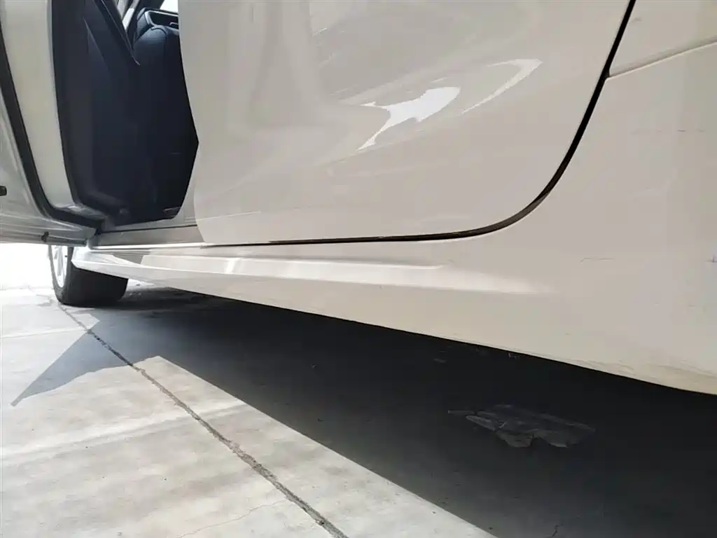 Toyota Corolla 2023 1.8L Smart Hybrid Dual Engine Elite Edition фото 22