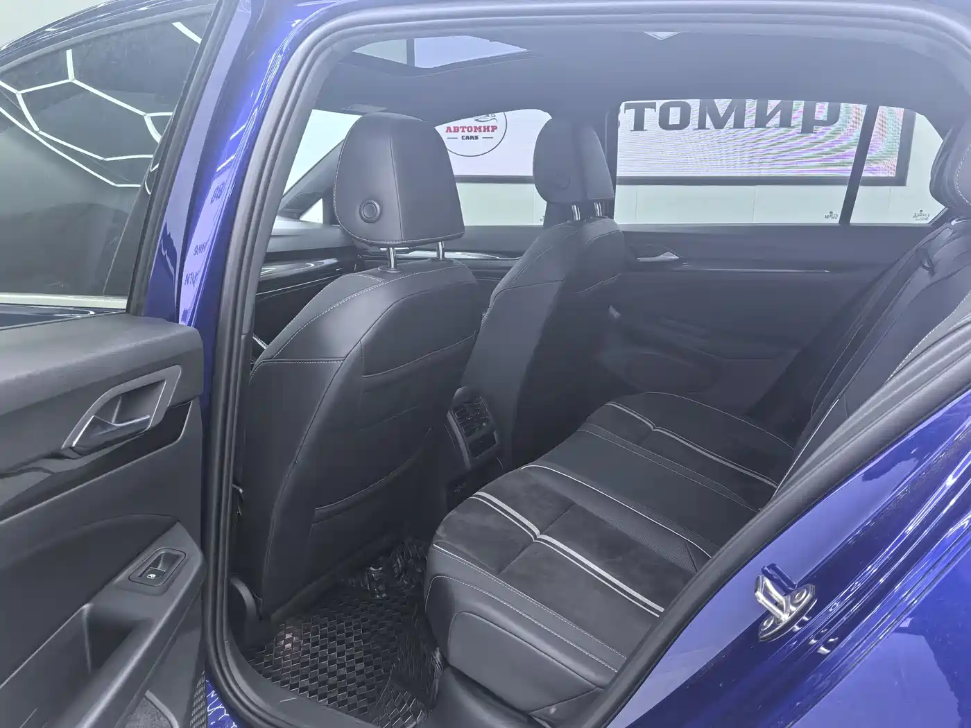 Volkswagen Golf 2021 280TSI DSG R-Line фото 5