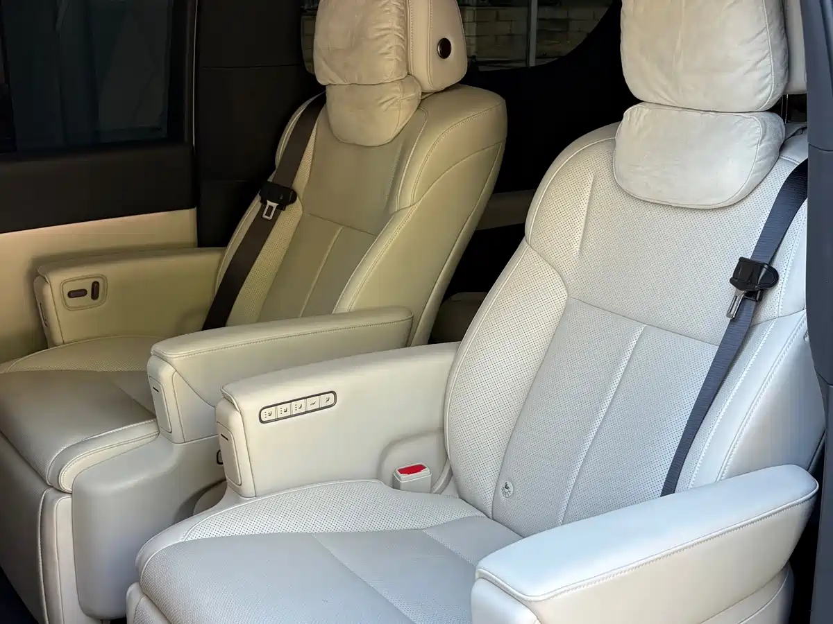 Li Auto MEGA 2025 2025 Model Home Family Special Edition