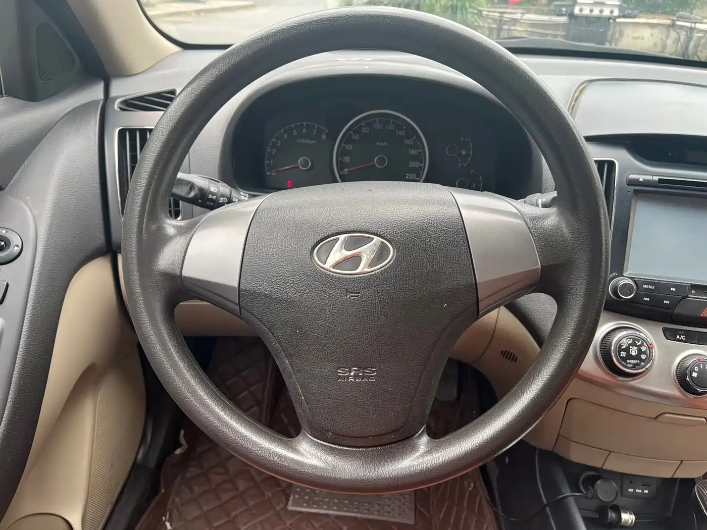 Hyundai Elantra 2011 1.6L Automatic Comfort фото 14
