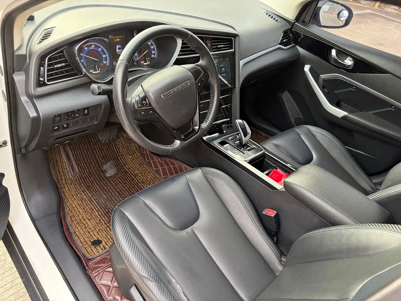 Venucia D60EV 2021 2020 Standard Range Smart Edition