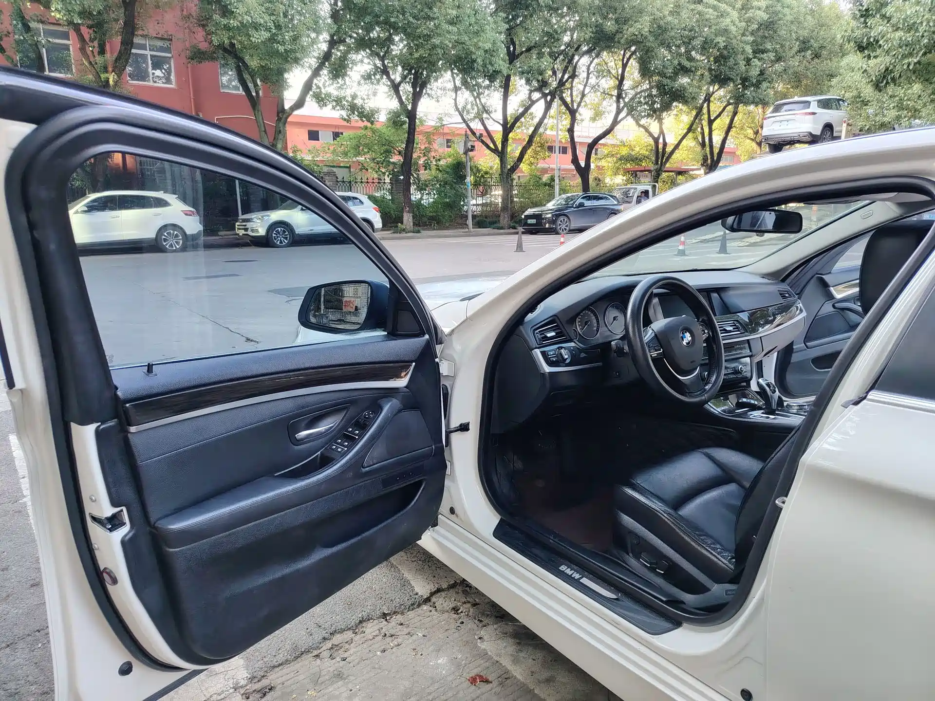 Фото 8 - BMW 5 Series