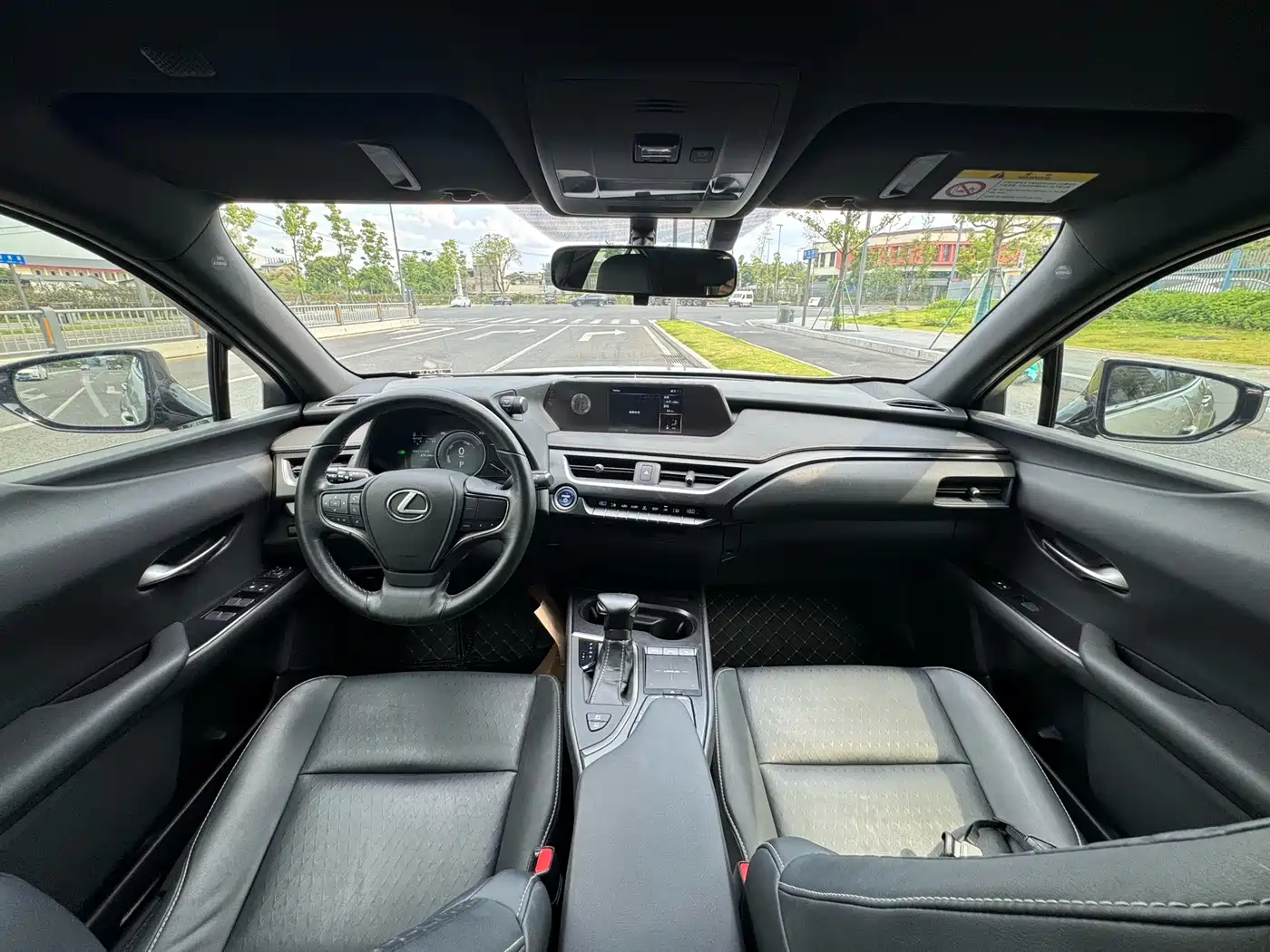 Lexus UX 2020 2020 260h Explore Cool Edition China V