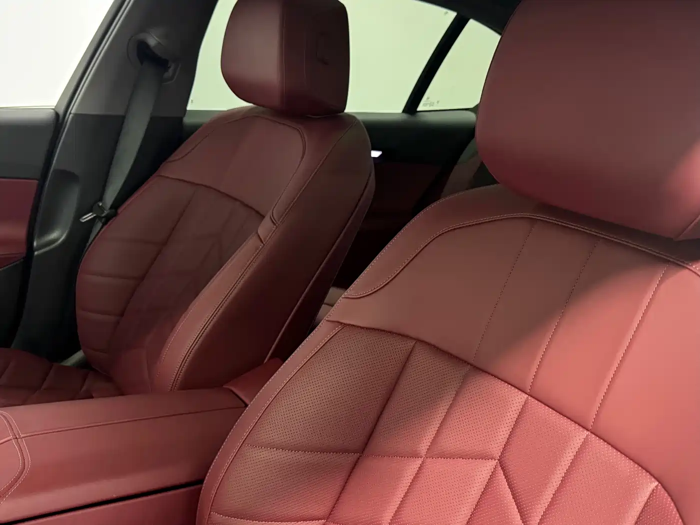 BMW 5 Series 2024 530Li Leading M Sport Package фото 6