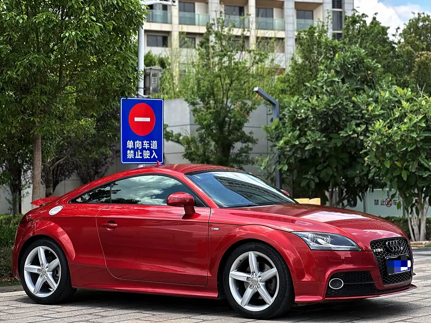Audi TT 2013 TT Coupe 45 TFSI quattro фото 3