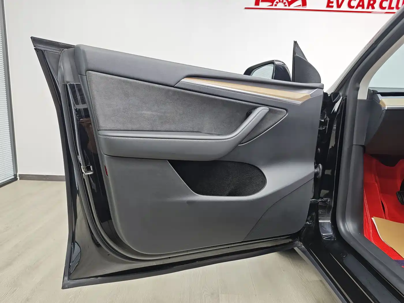 Tesla Model Y 2021 2021 Model Long Range AWD