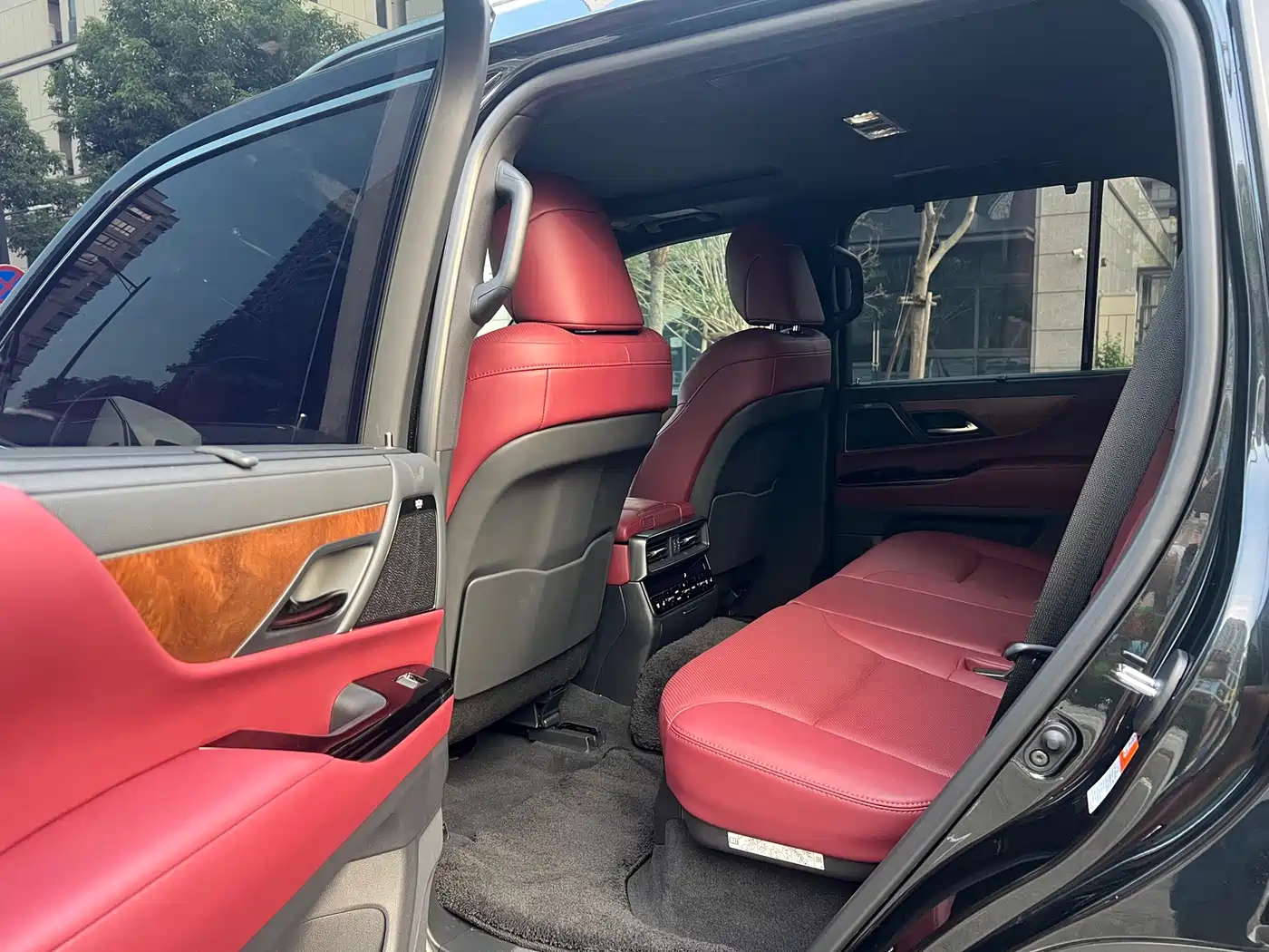 Lexus LX 2025 2025 700h Boundary Edition