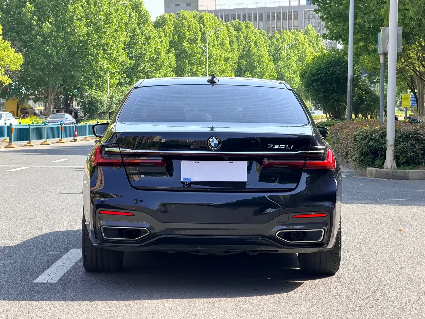 BMW 7 Series 2021 Model 730Li M Sport Package фото 4