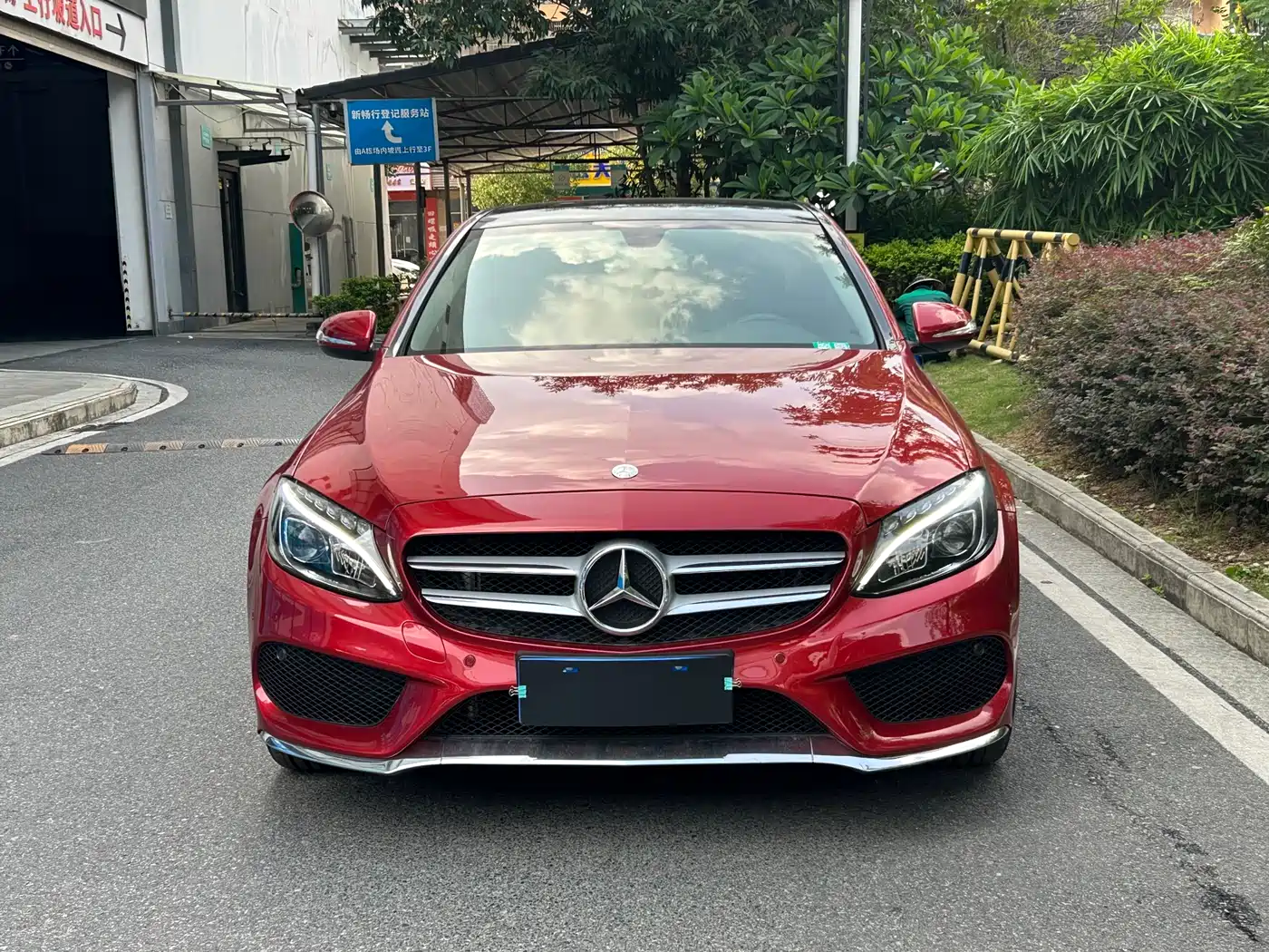 Mercedes-Benz C-Class 2016 C 200 L Sport фото 2