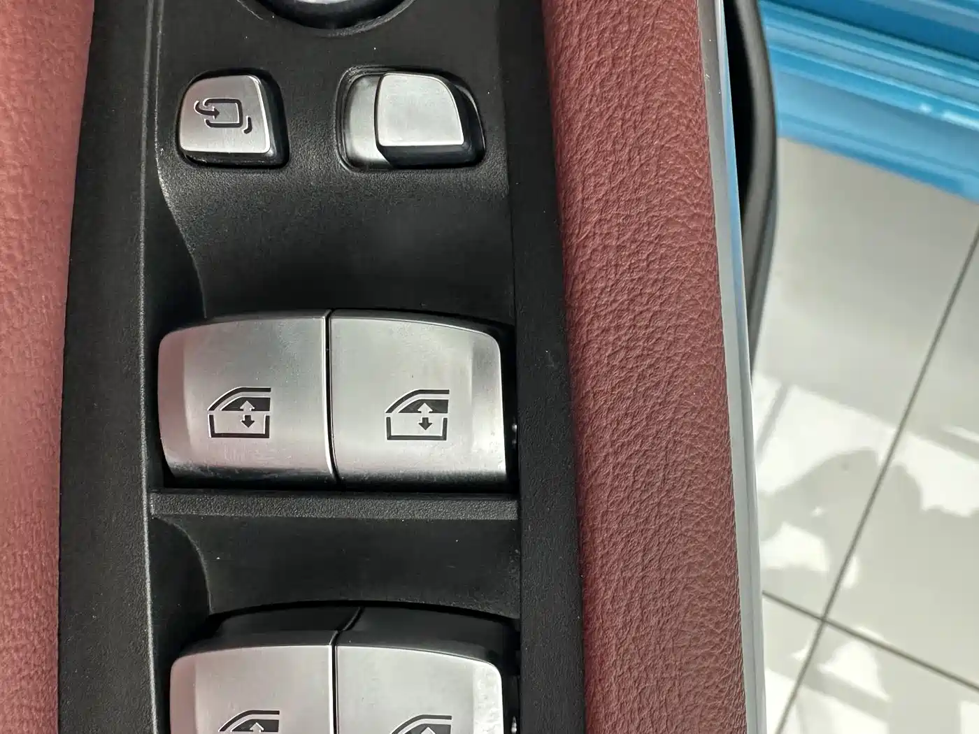 BMW 3 Series 2023 320Li M Sport Package фото 11