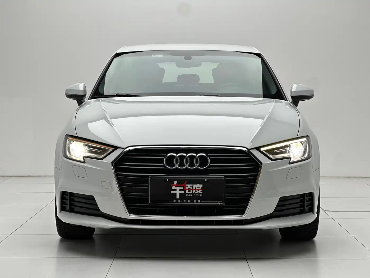Audi A3 2018 30th Anniversary Sportback 35 TFSI Progressive фото 2