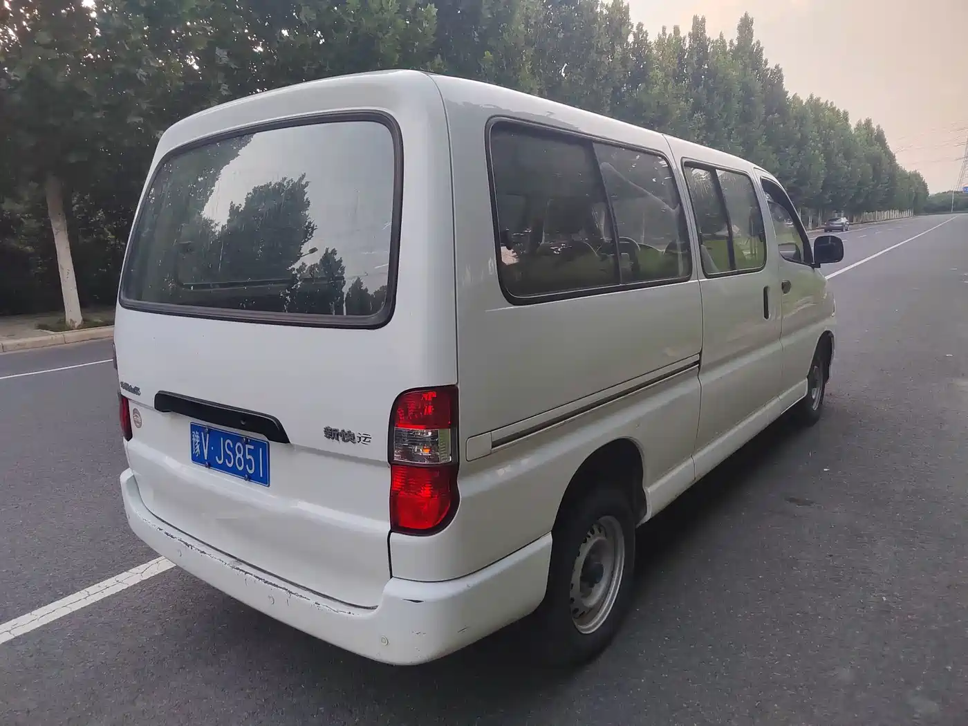 Jinbei Express 2018 2017 2.0L Comfort V19
