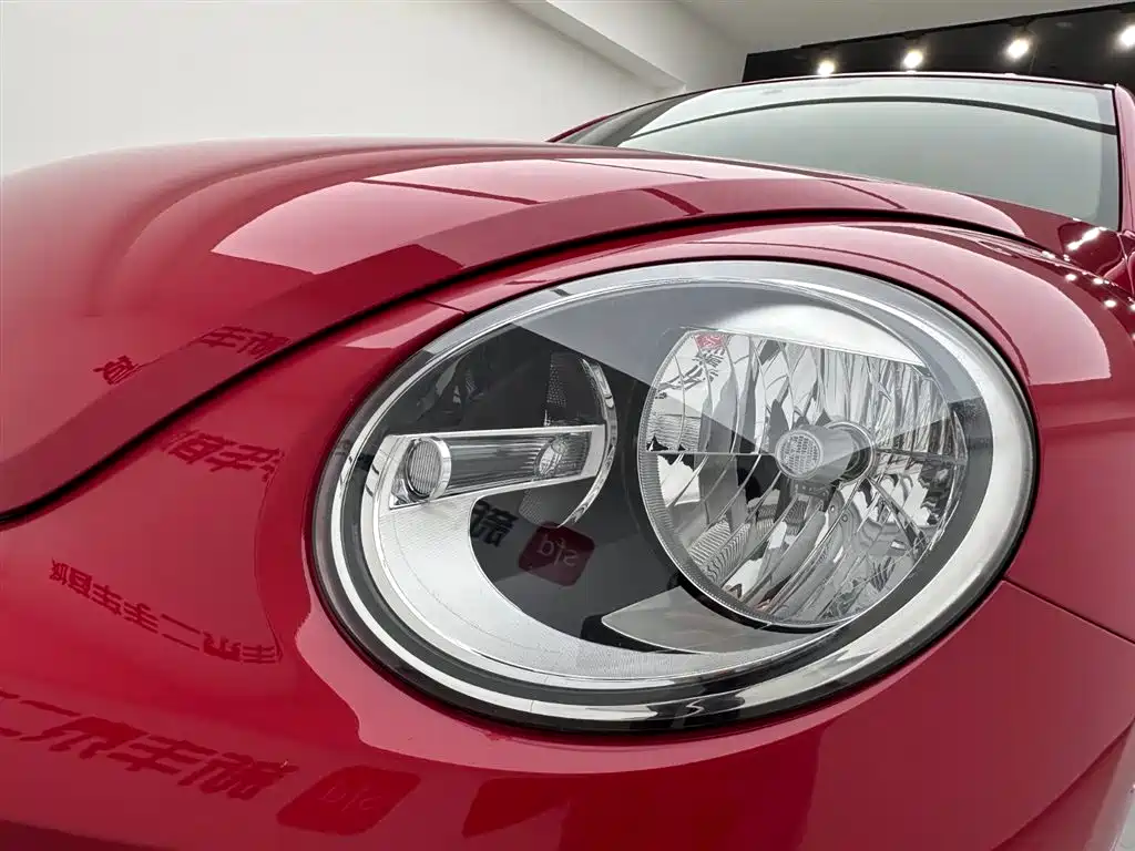Volkswagen Beetle 2014 1.4TSI Fashion Edition фото 26