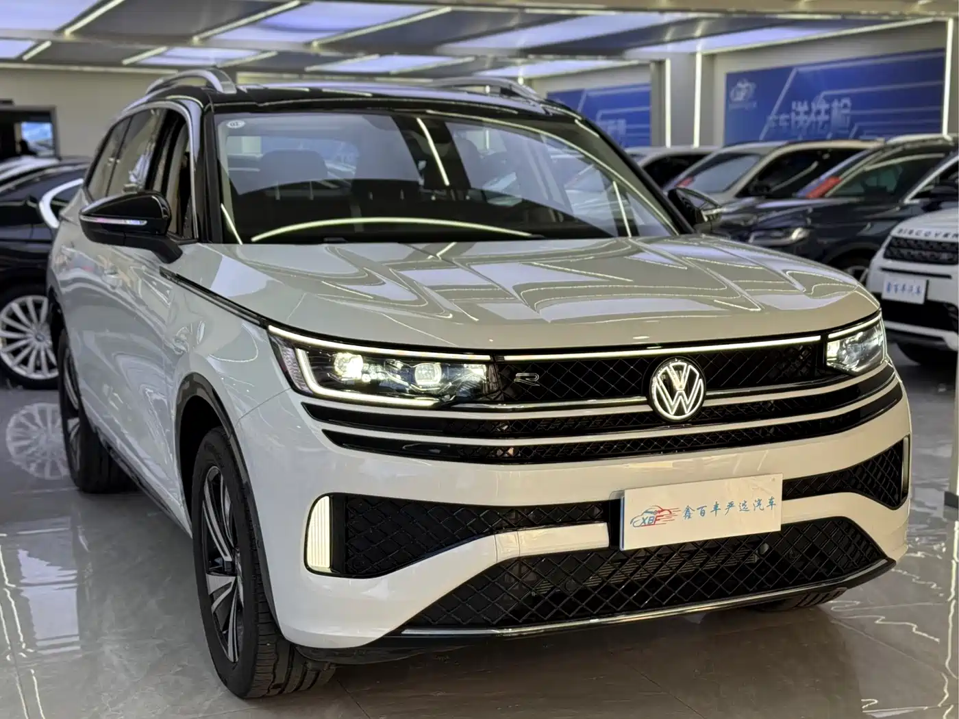 Volkswagen Talagon 2024 380TSI 4WD R-Line Touring фото 3