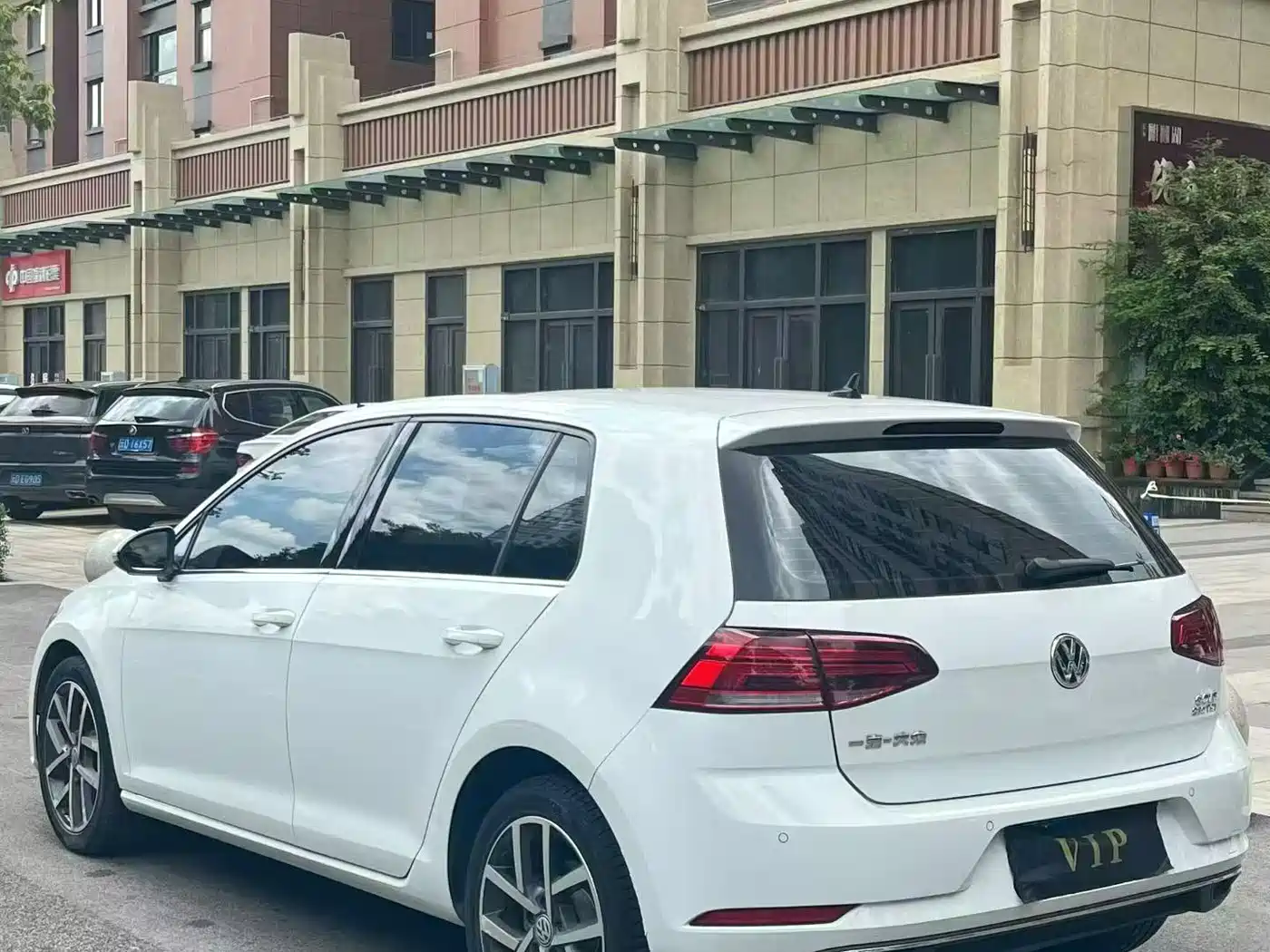 Volkswagen Golf 2020 Beloved Edition 280TSI DSG Comfort фото 4