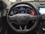 Фото 15 - Ford Kuga