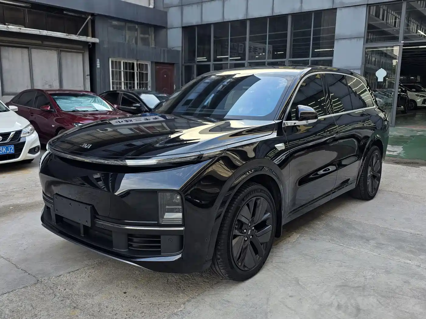 Li Auto L8 2023
