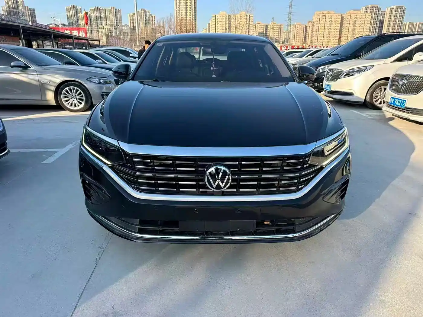 Фото 2 - Volkswagen Passat