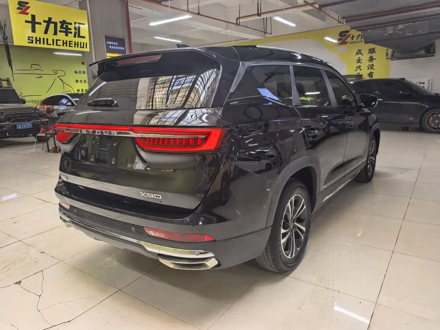 Jetour X90 2022 2022 Zilong 2.0T DCT Tiger Edition 7-Seater